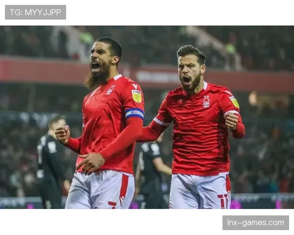 埃德森门线神勇救险，助球队逆转取胜状态回暖引关注